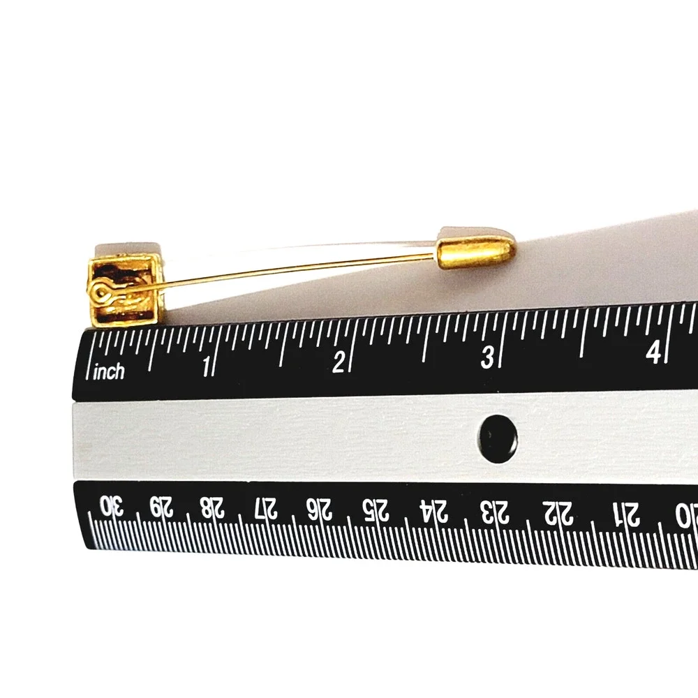 Unbranded item textured zoom