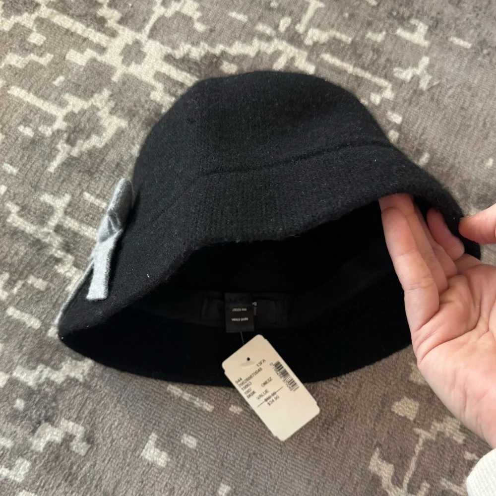 Saks Fifth Avenue nwt black