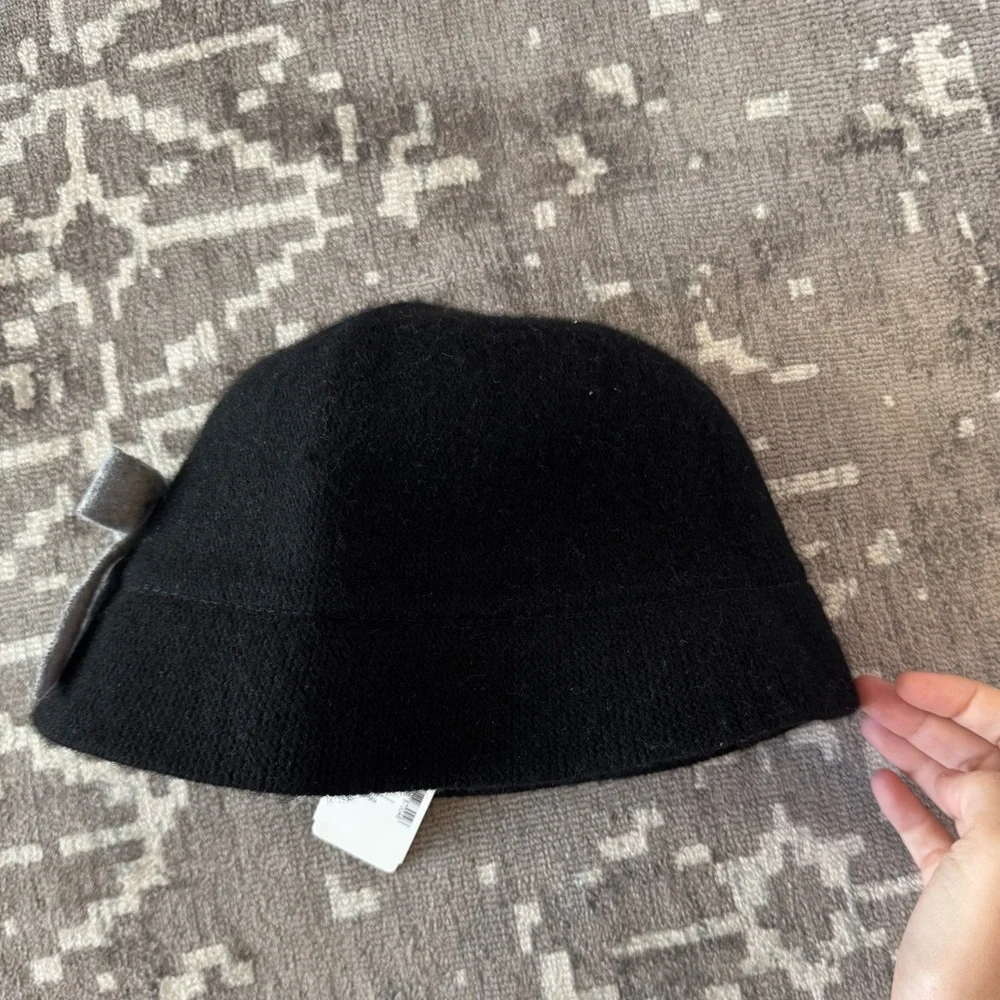 Saks Fifth Avenue nwt black