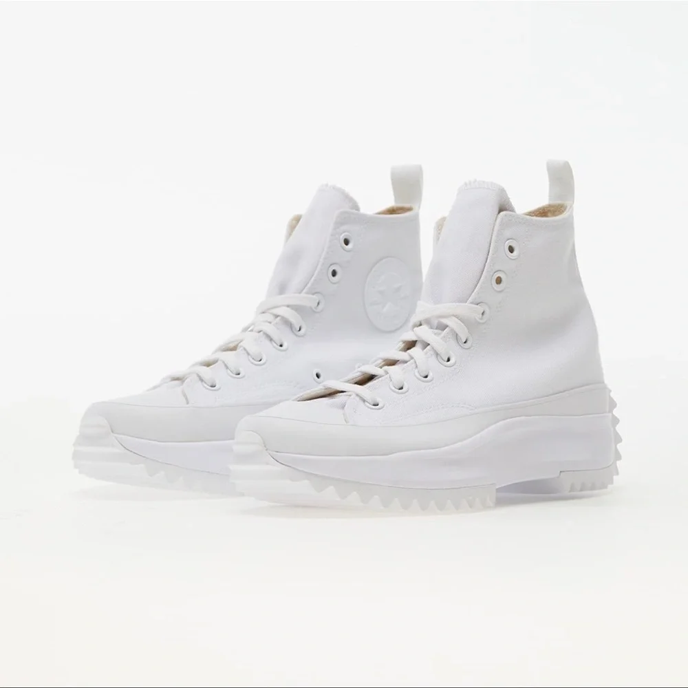 Converse step out
