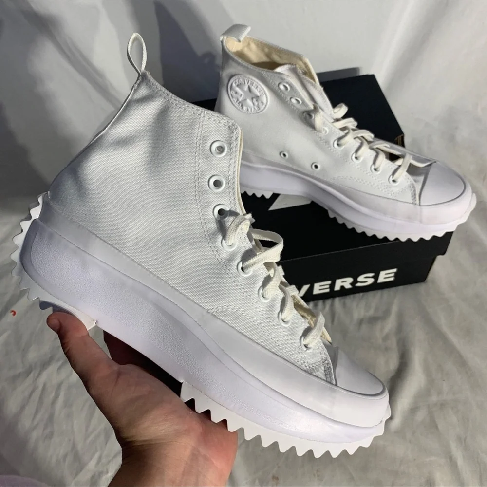 Converse step out