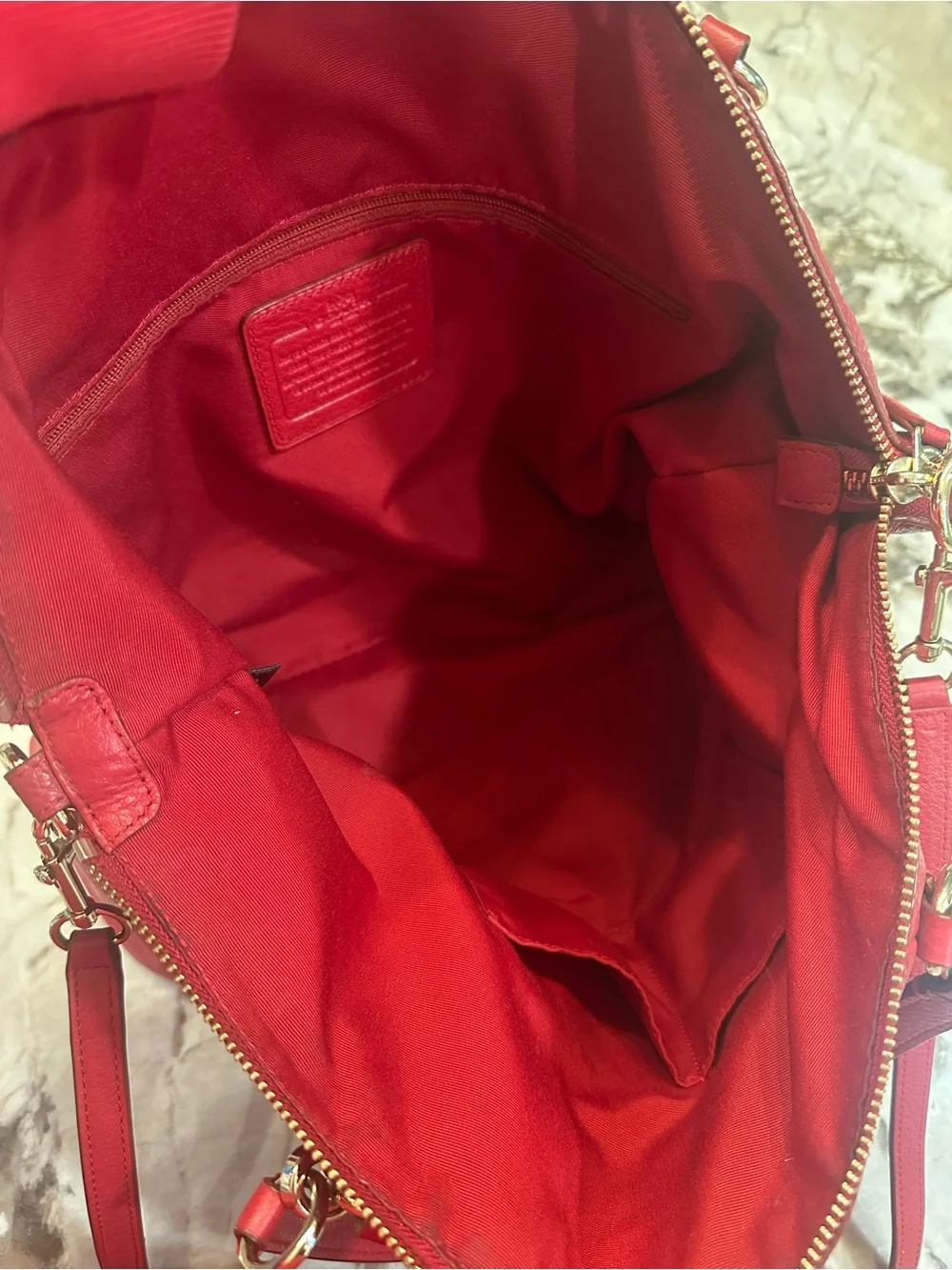 Coach classic sleek non