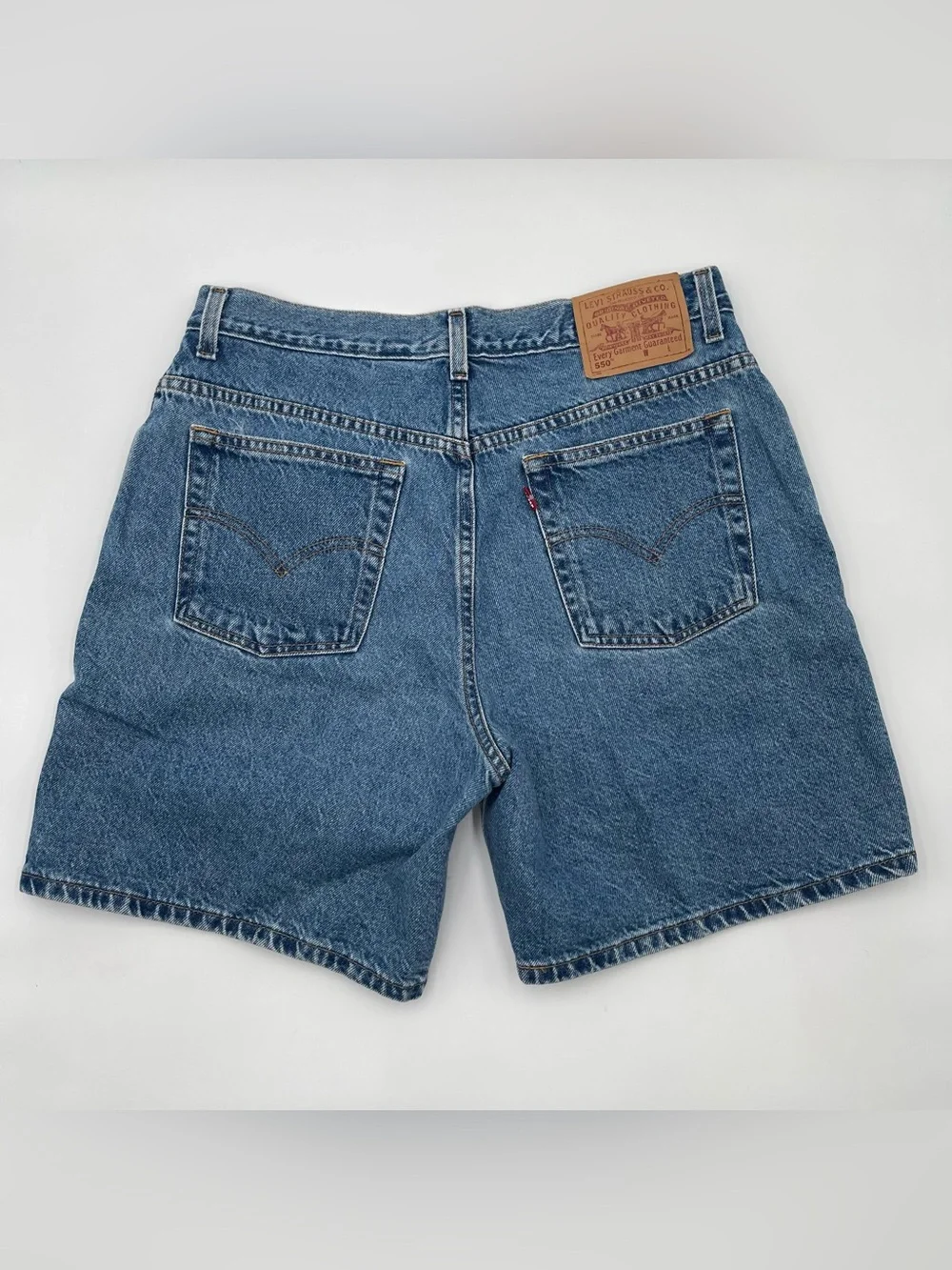 VTG 2000s Levi’s 550 Jean Shorts Women’s 14 Mis Relaxed Fit Blue Denim Jorts