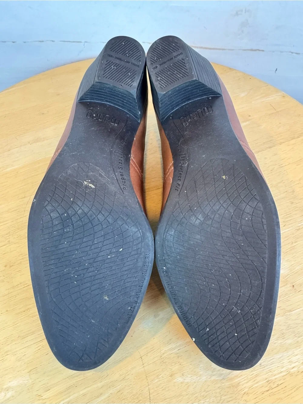 Munro saddle brown
