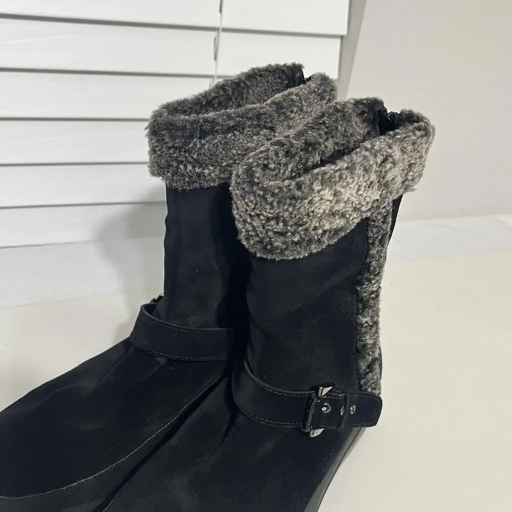 Stuart Weitzman features shoe are