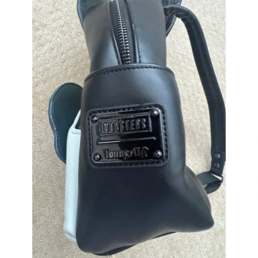 Loungefly this backpack