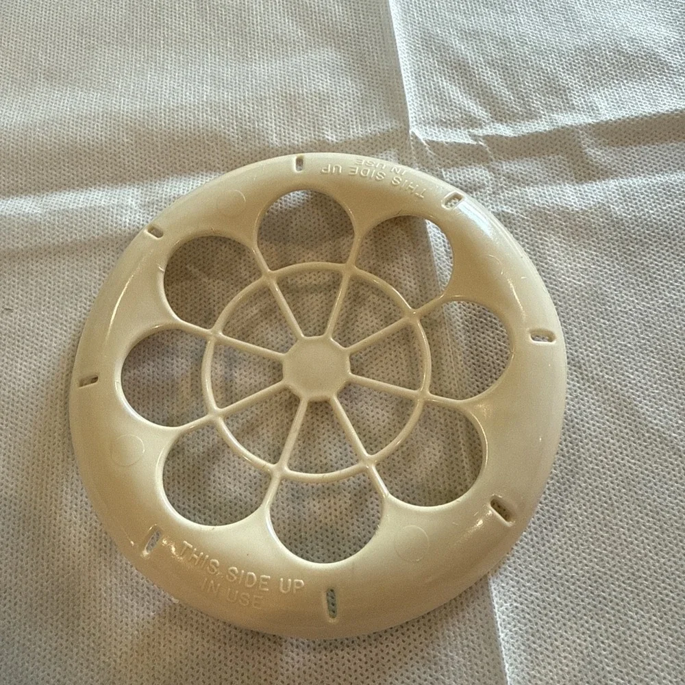 Vintage Rubbermaid Lettuce Crisper 5