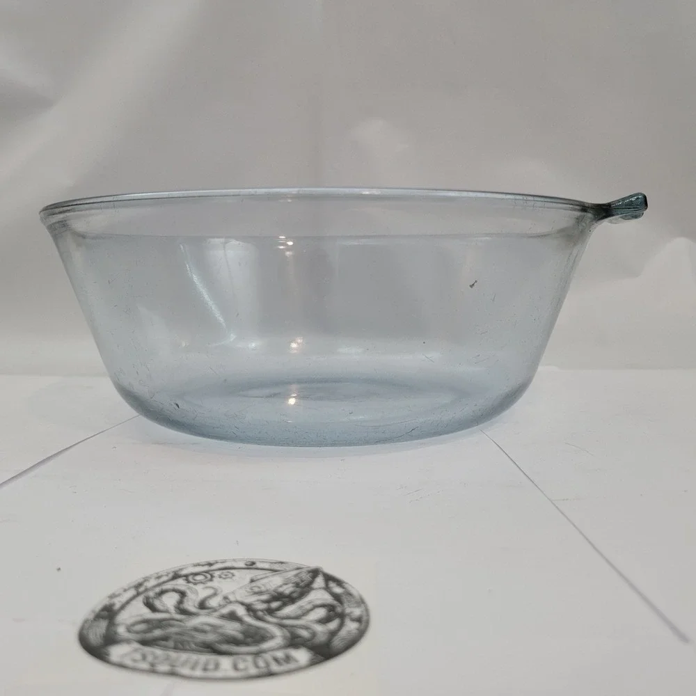 Pyrex ships within