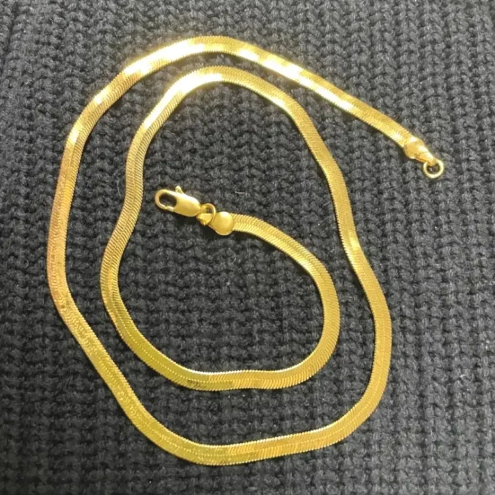 Herringbone 4mm golden necklace