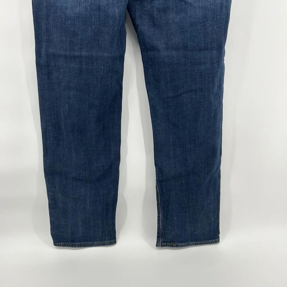 Denizen from Levis medium five