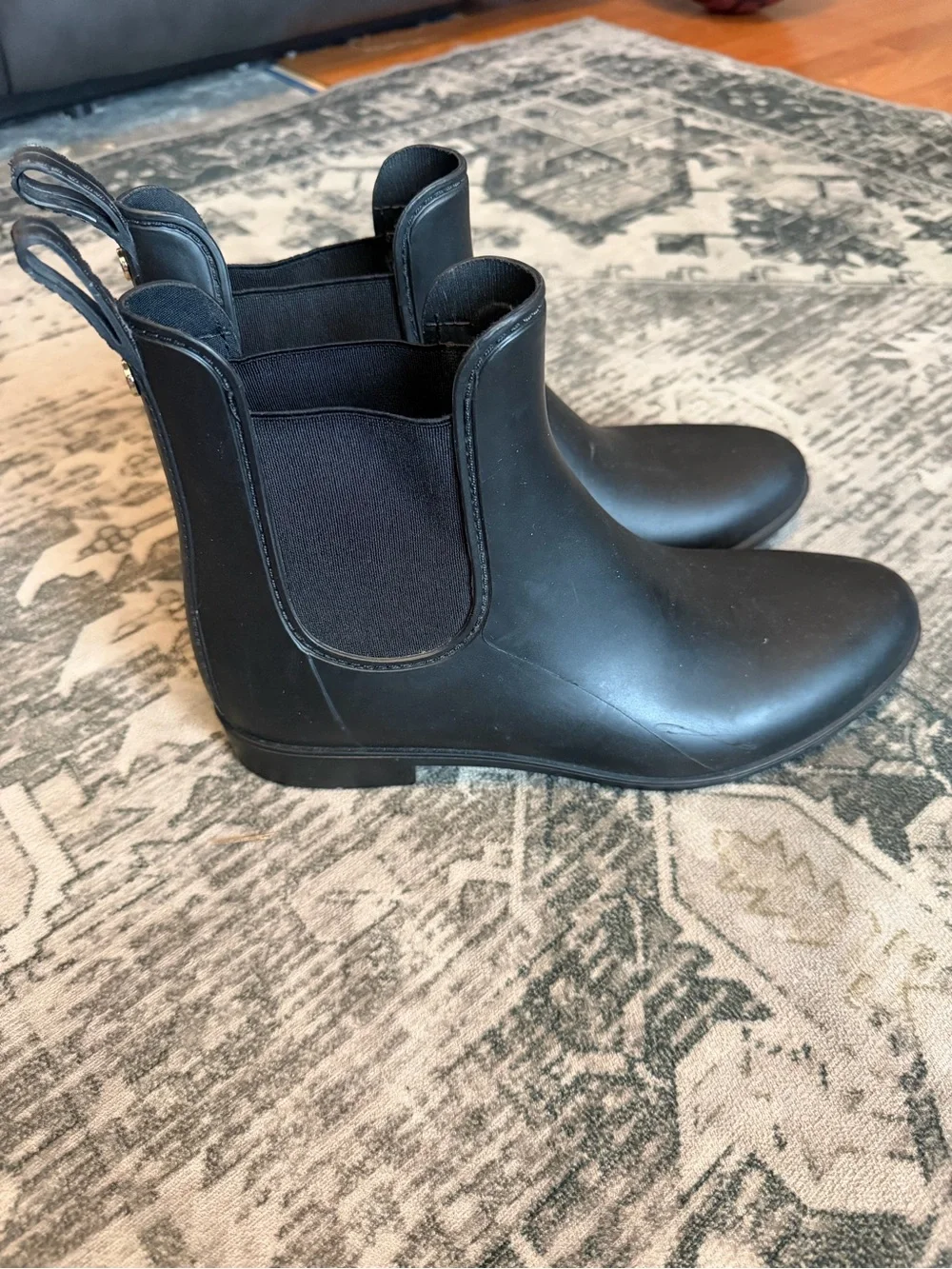 Sam Edelman sleek black