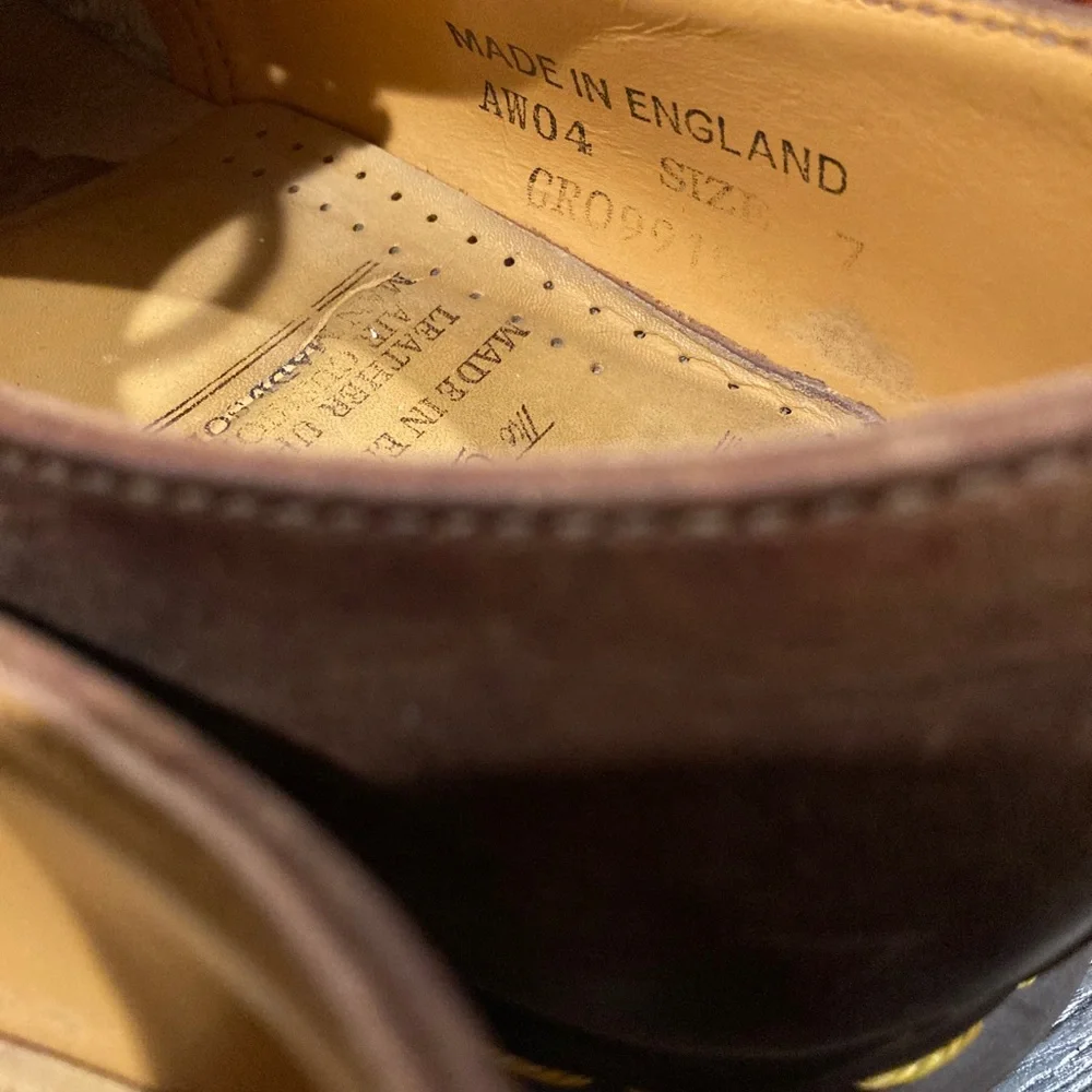 Dr. Martens durable brown