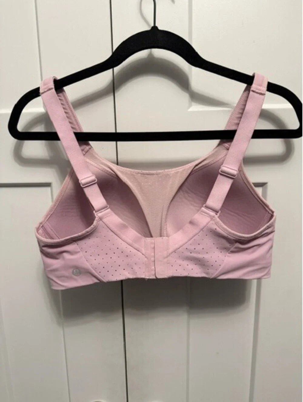 lululemon athletica sweat wicking