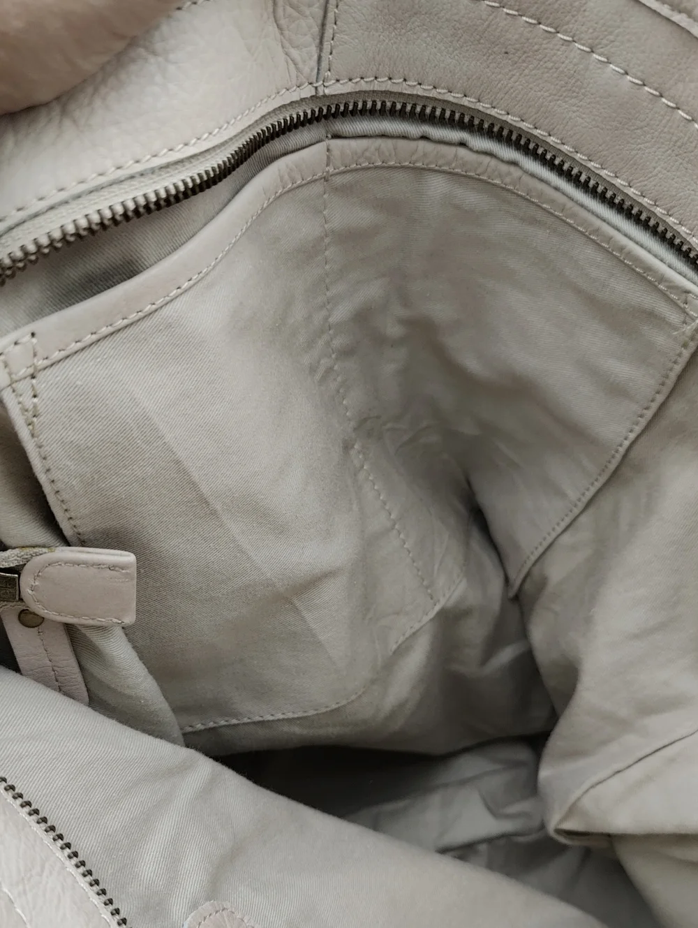 N/A zippered large