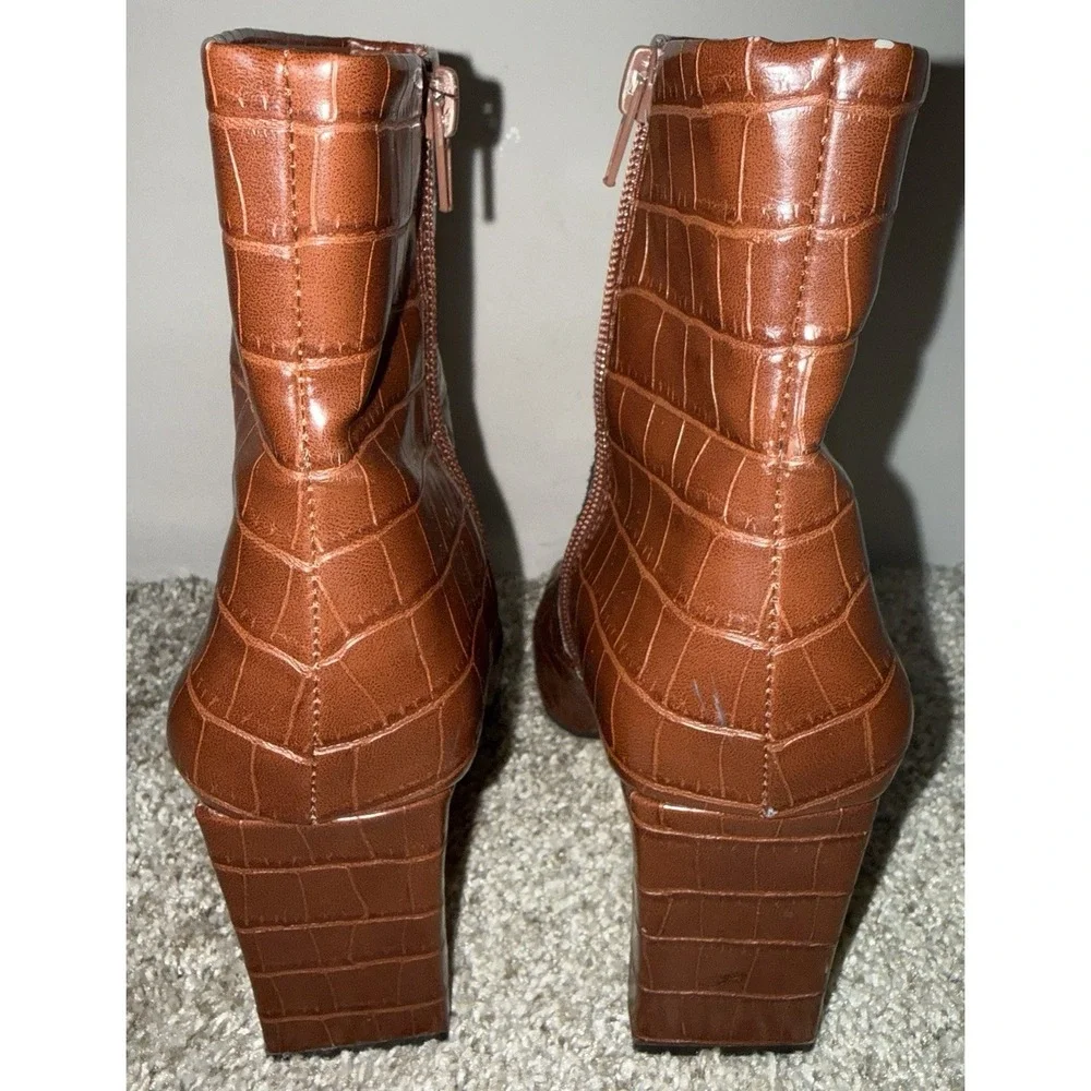BCBGeneration size brown