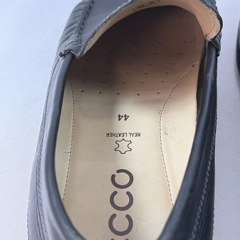 Ecco shoe color