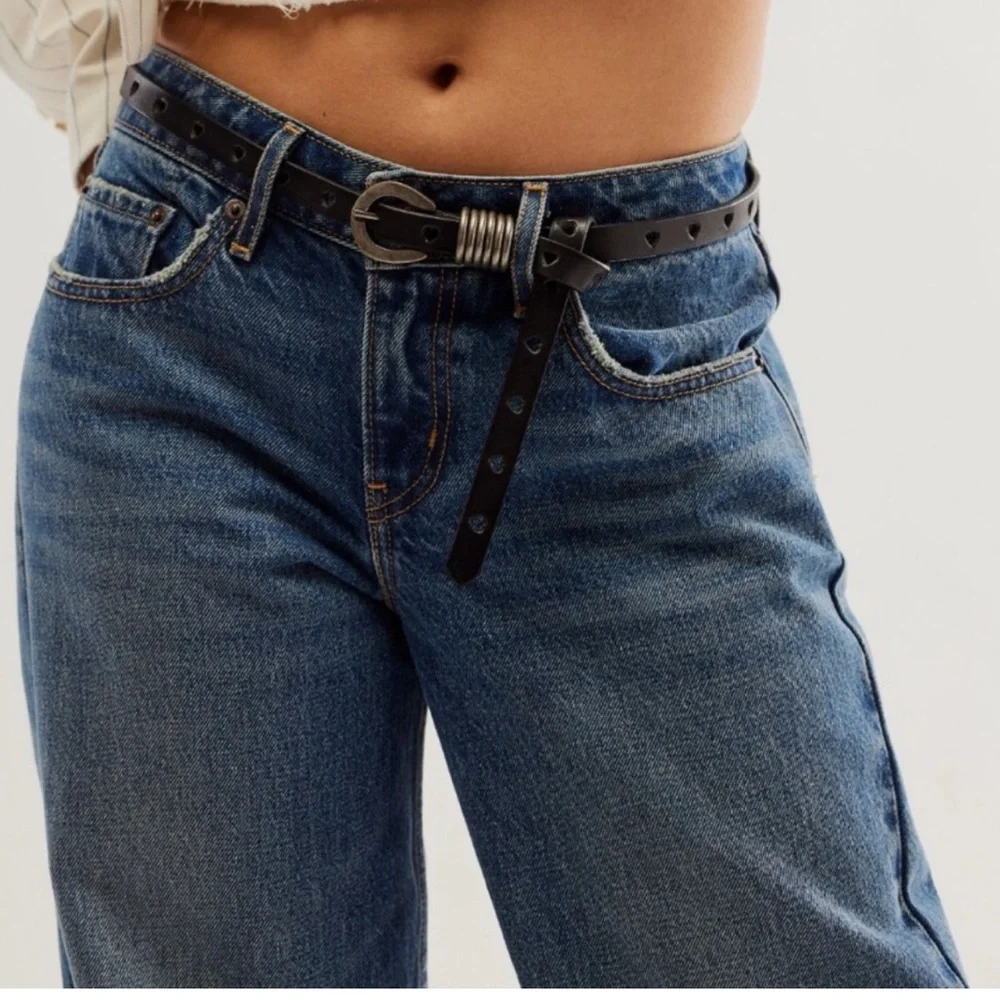 Free People“ Love Language” Skinny Belt