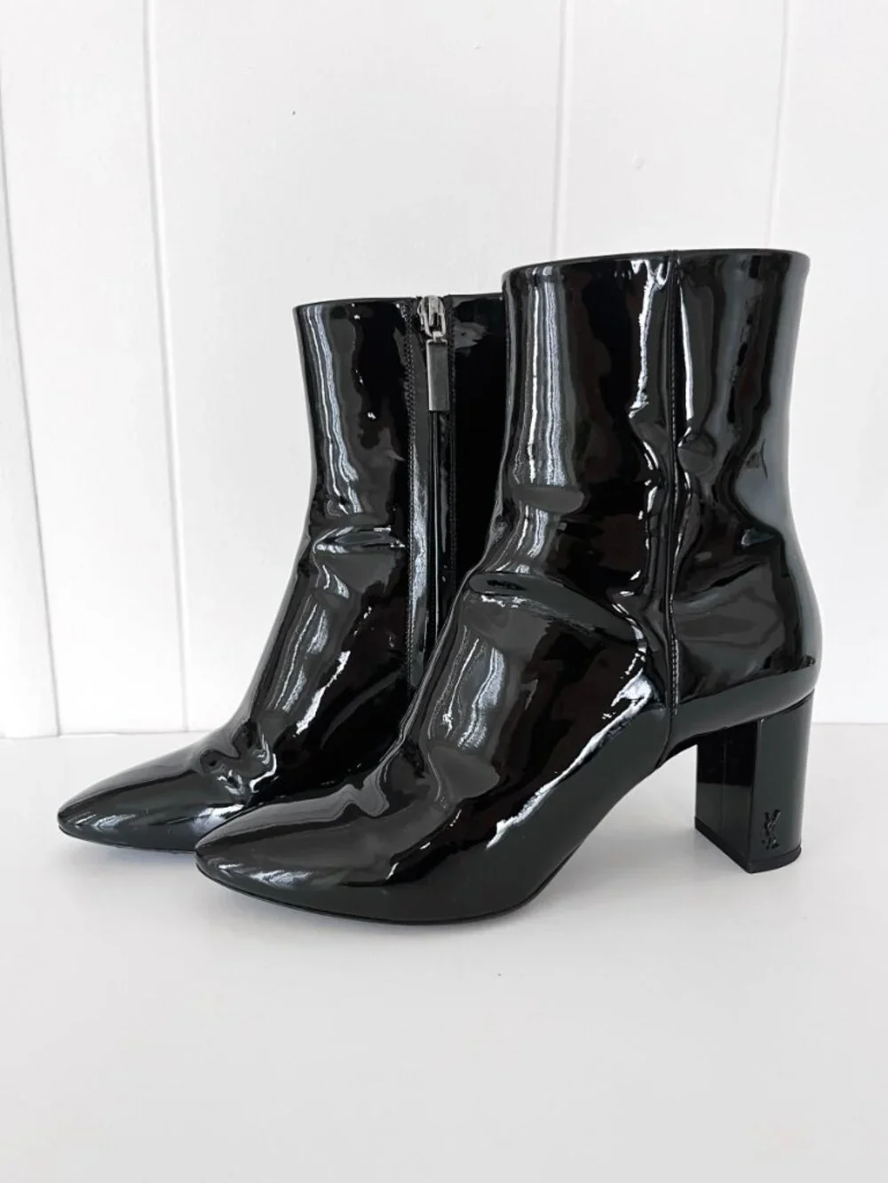 Saint Laurent one subtly iconic