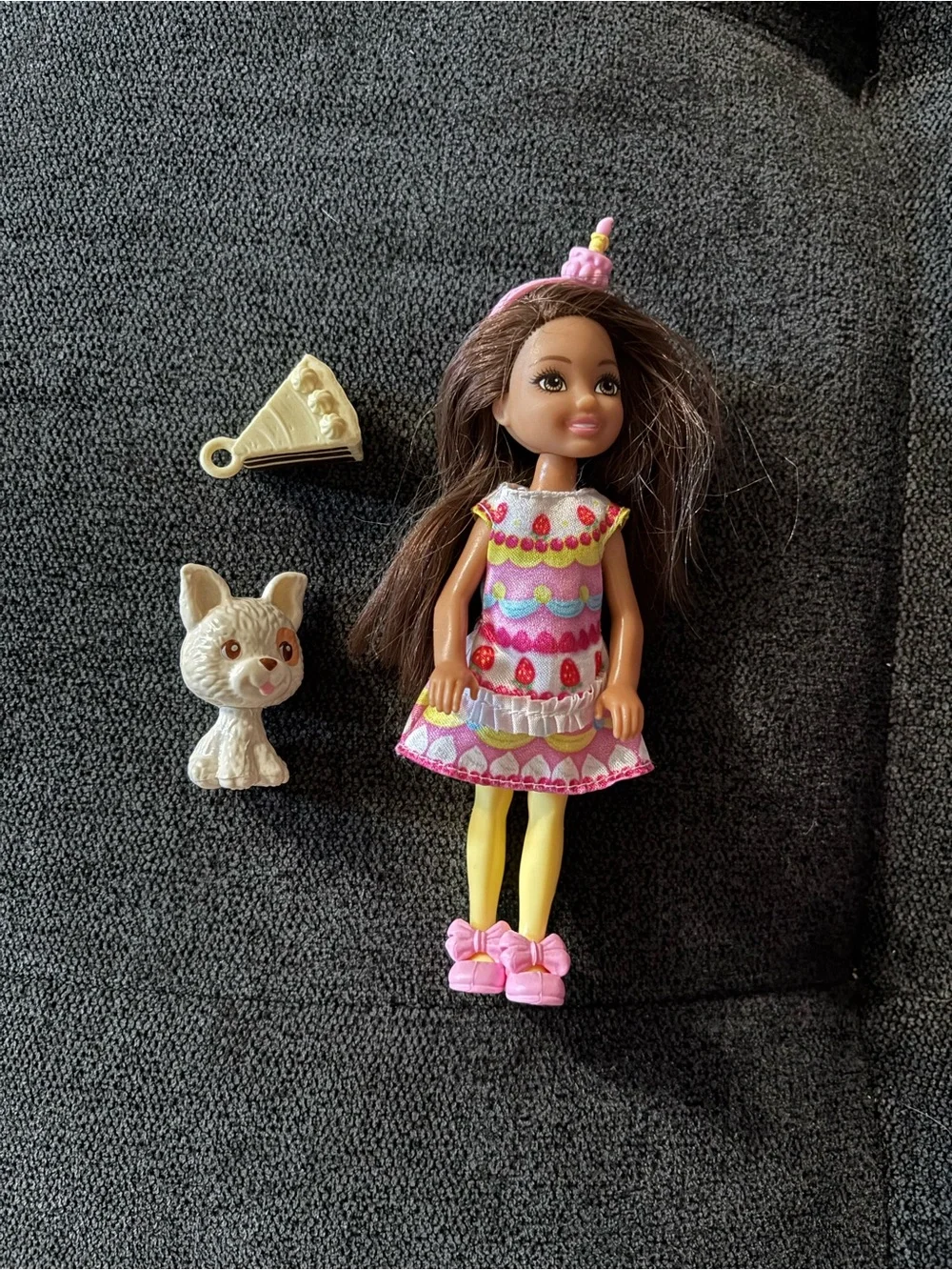 5 - Barbie Chelsea & friends with pets and/or accessories