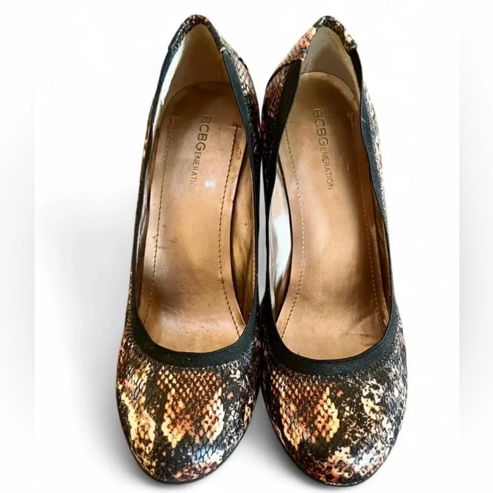 BCBG bold snake