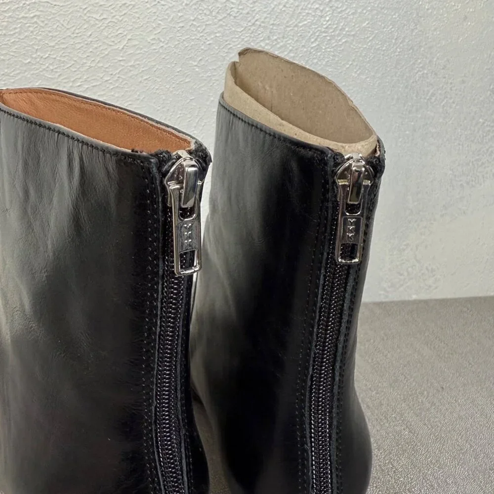 Madewell The Dimes Kitten-Heel Boot in Crinkle Leather NN026 Modern Elegance