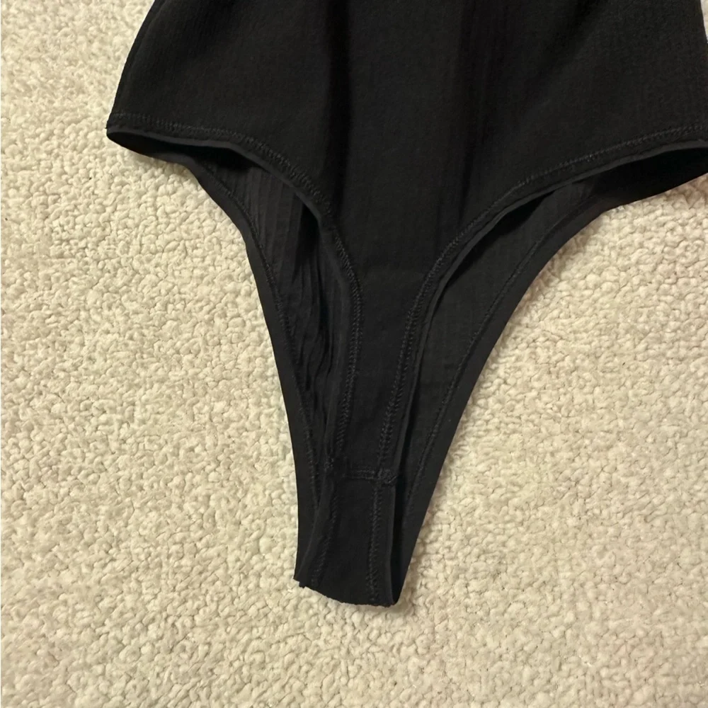 lululemon athletica look powered way