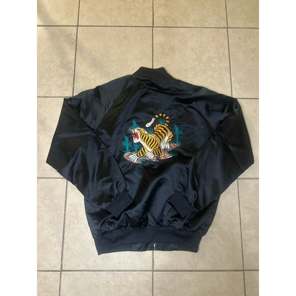 Unbranded this vintage