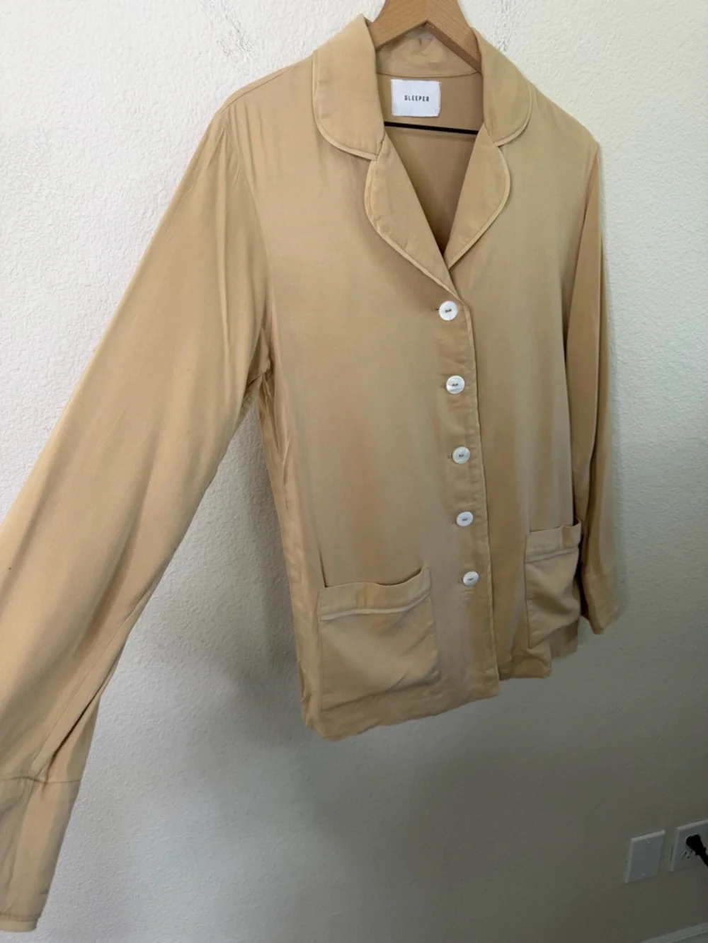 Sleeper Beige Feathers Party Pyjama Button Down Pajama‎ Lounge Top Womens Size S