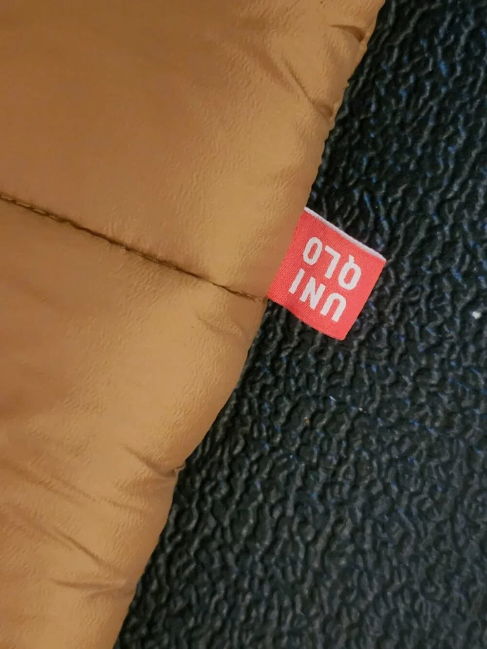 Uniqlo minimalist puffer