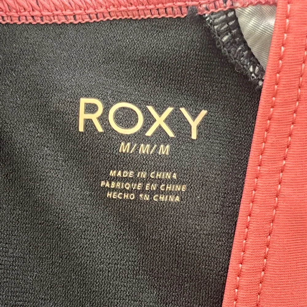 Roxy pop surf