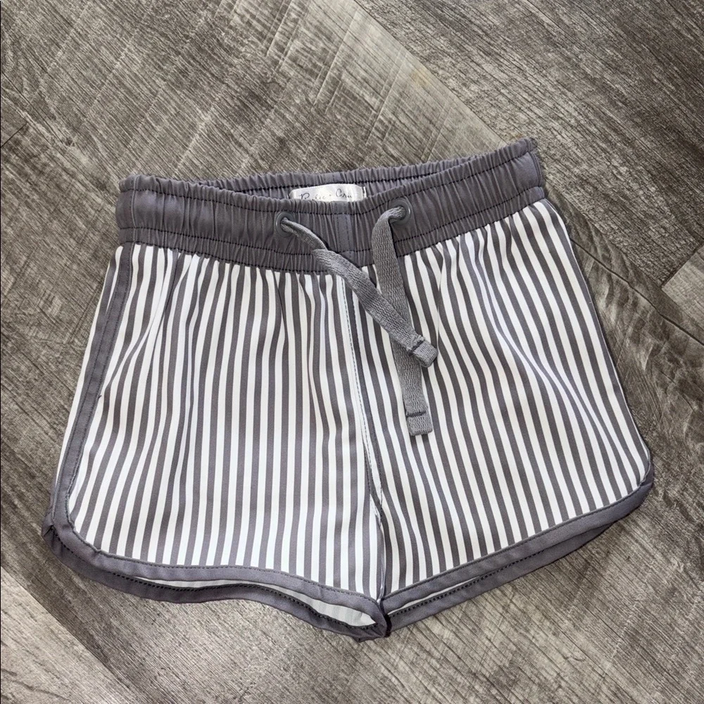 New Rylee + Cru Gray and White pinStriped Swim Trunks 3-6m