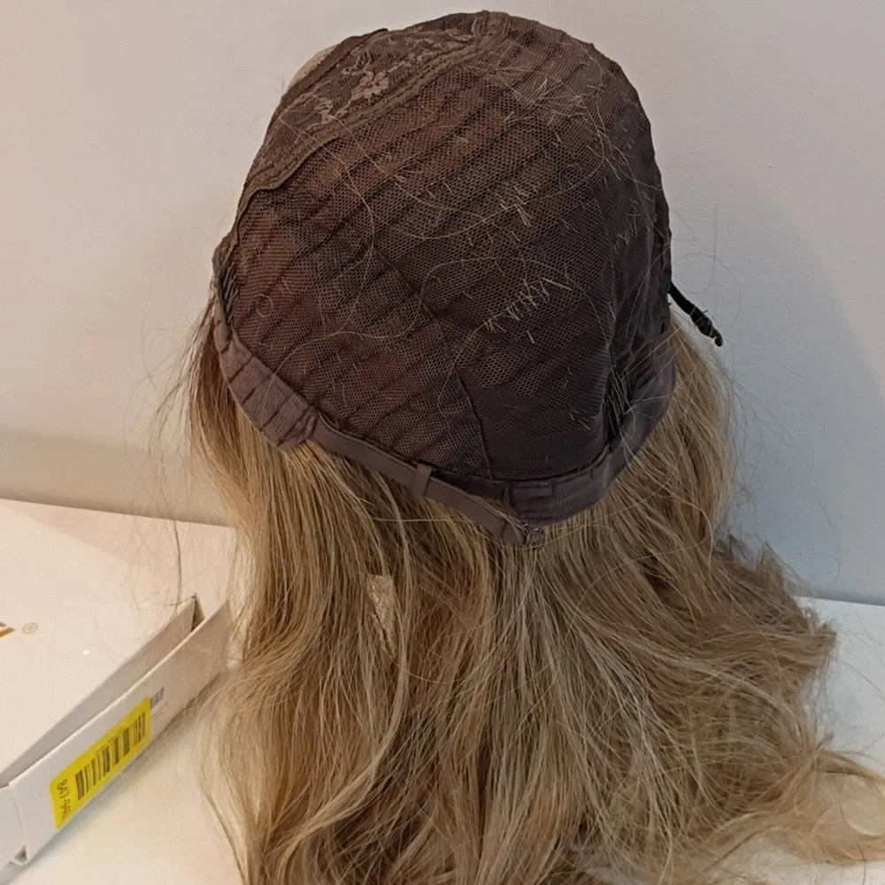 Long Ombre‎ Blonde Wigs for Women 26 inch Long Wavy Middle Part Wig Ombre Blonde