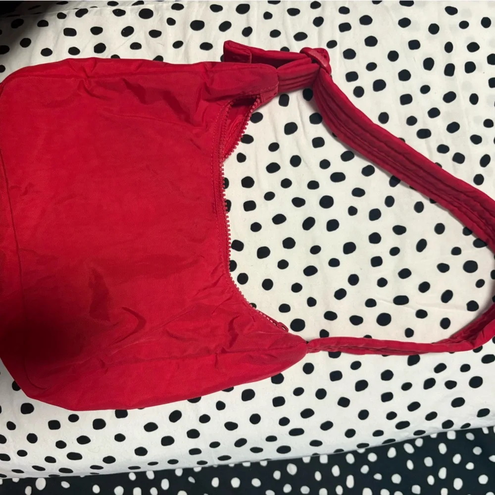 BAGGU mini shoulder bag - Color red apple