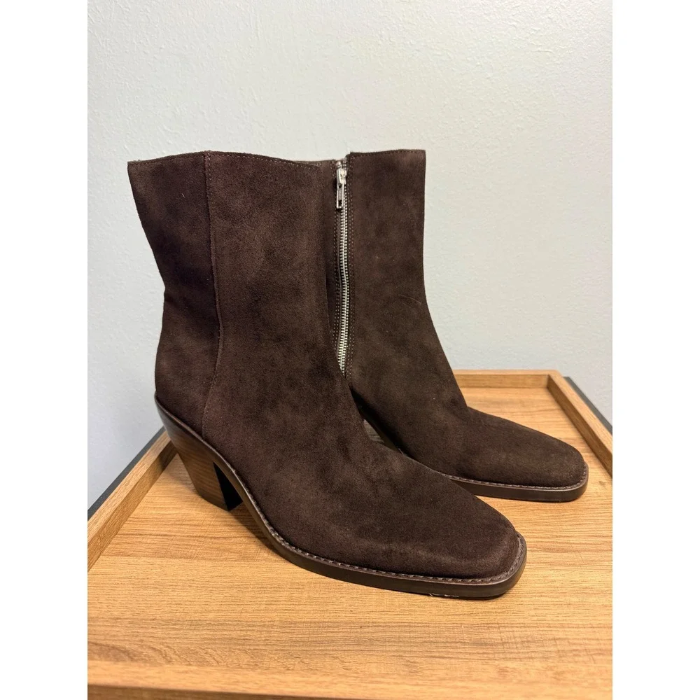 Madewell sleek modern