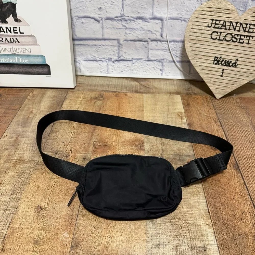 lululemon athletica volume black 13cm