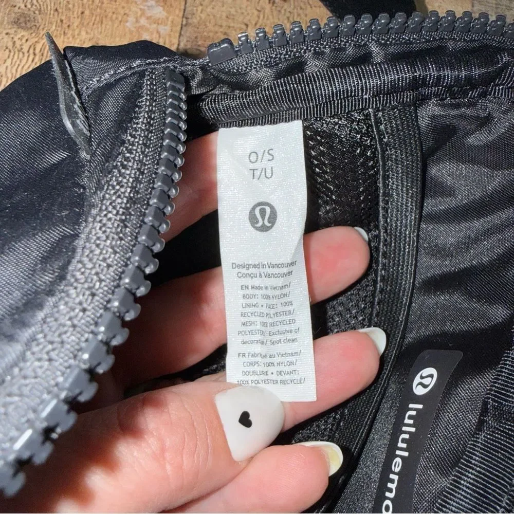 lululemon athletica bag belt 106cm