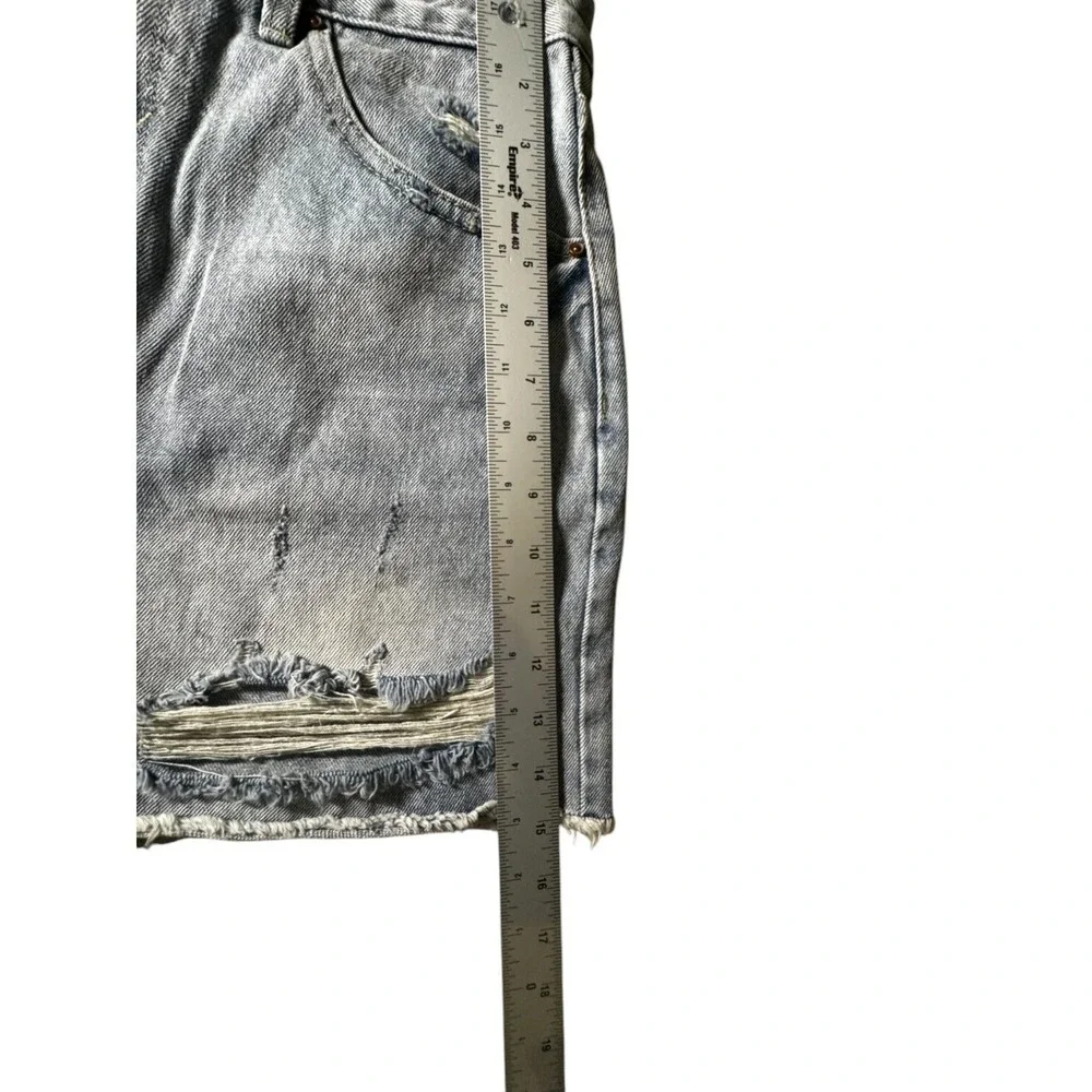Chelsea & Violet High Rise Cut Of Raw Hem Denim Shorts Sz 32 Y2K 90s‎ Spring NWT