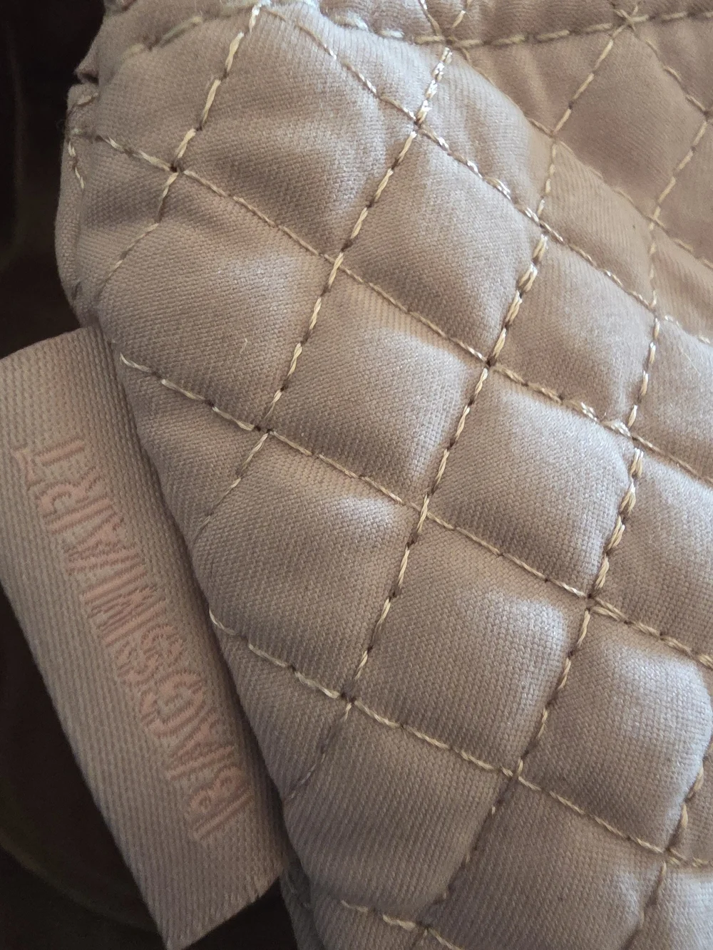 Bagsmart spacious quilted