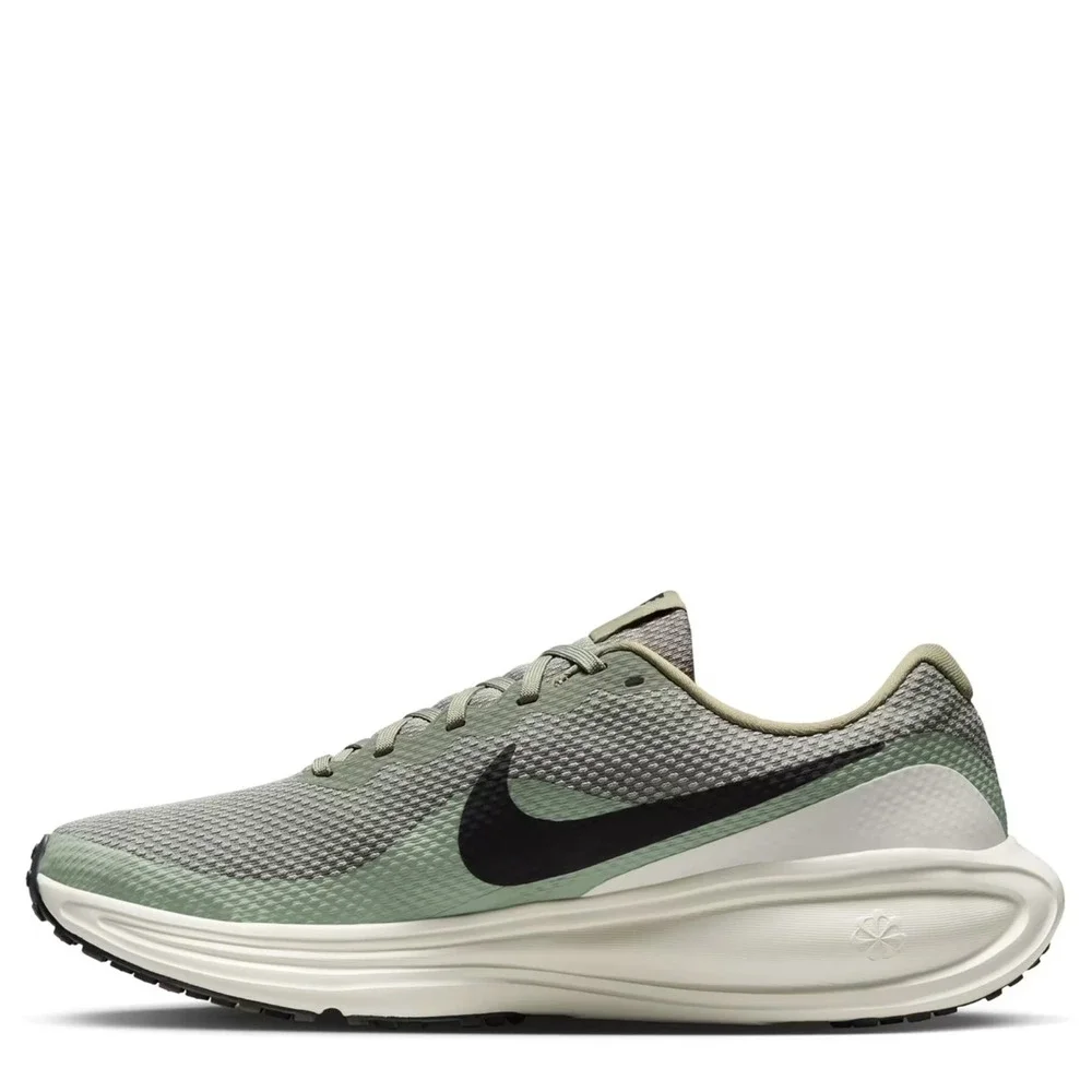 Nike revolution men