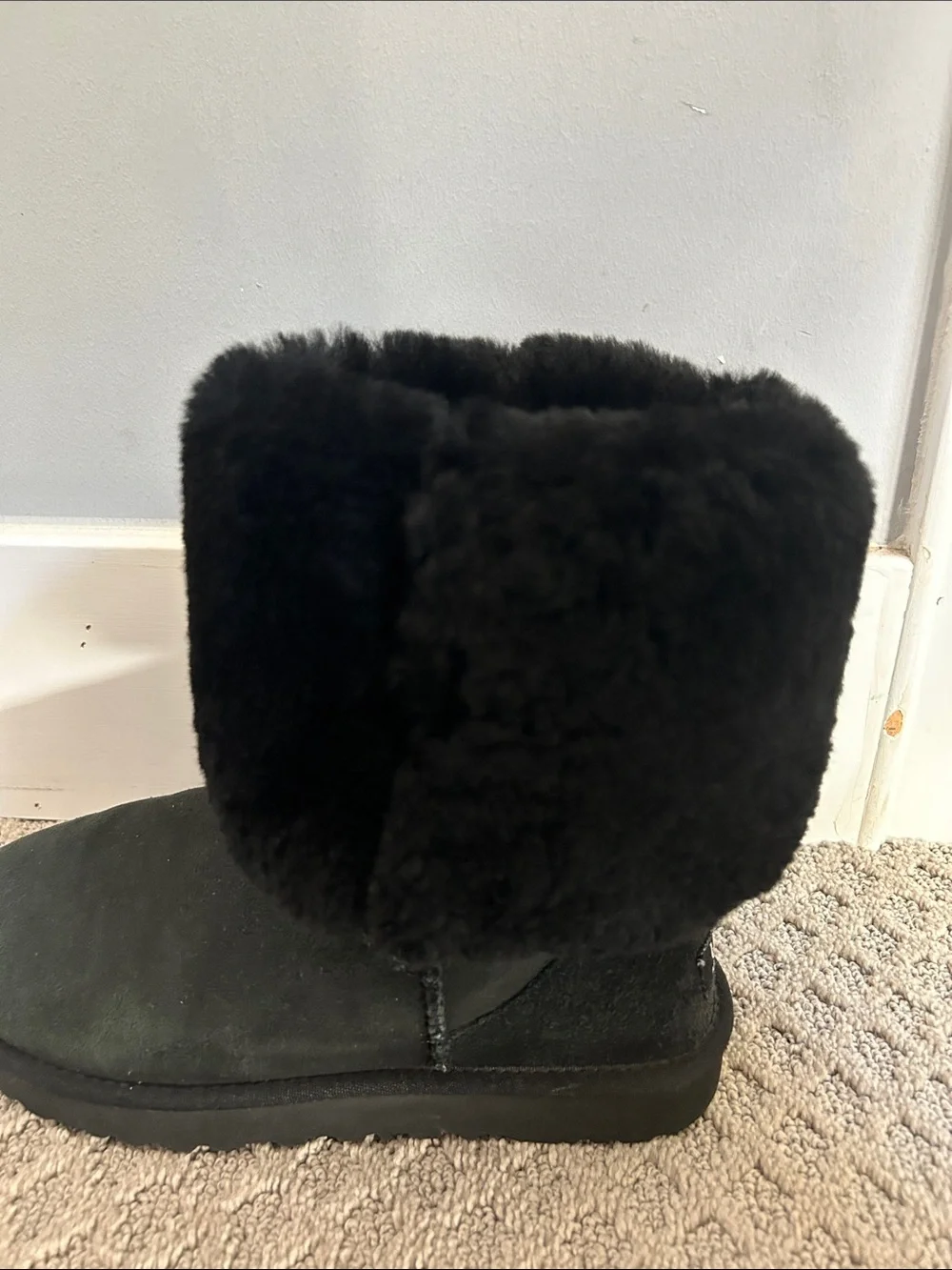 UGG questions leave
