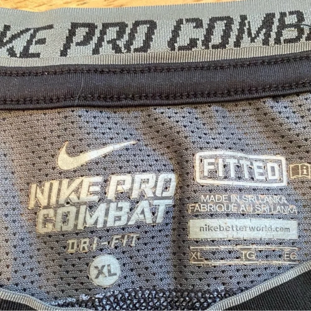Nike refer athletic sleeves