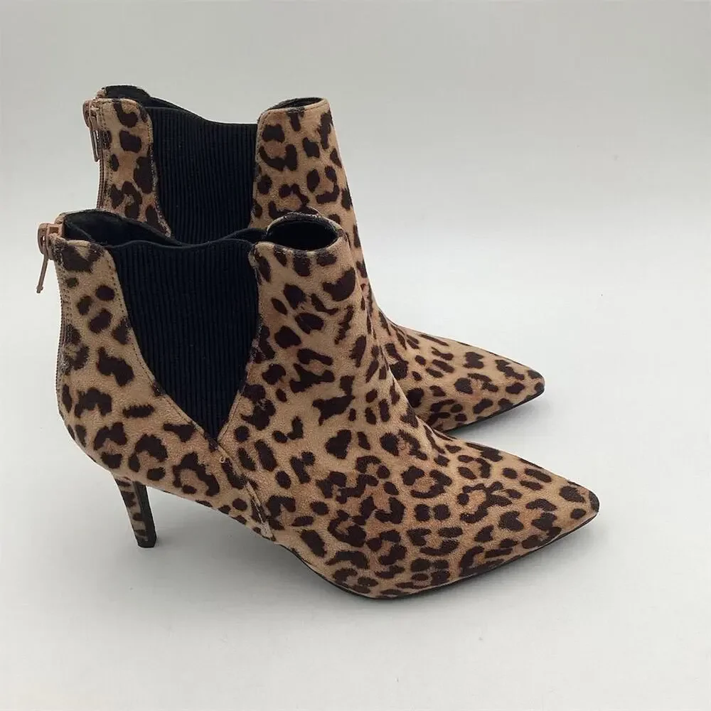 Unbranded shoe closure