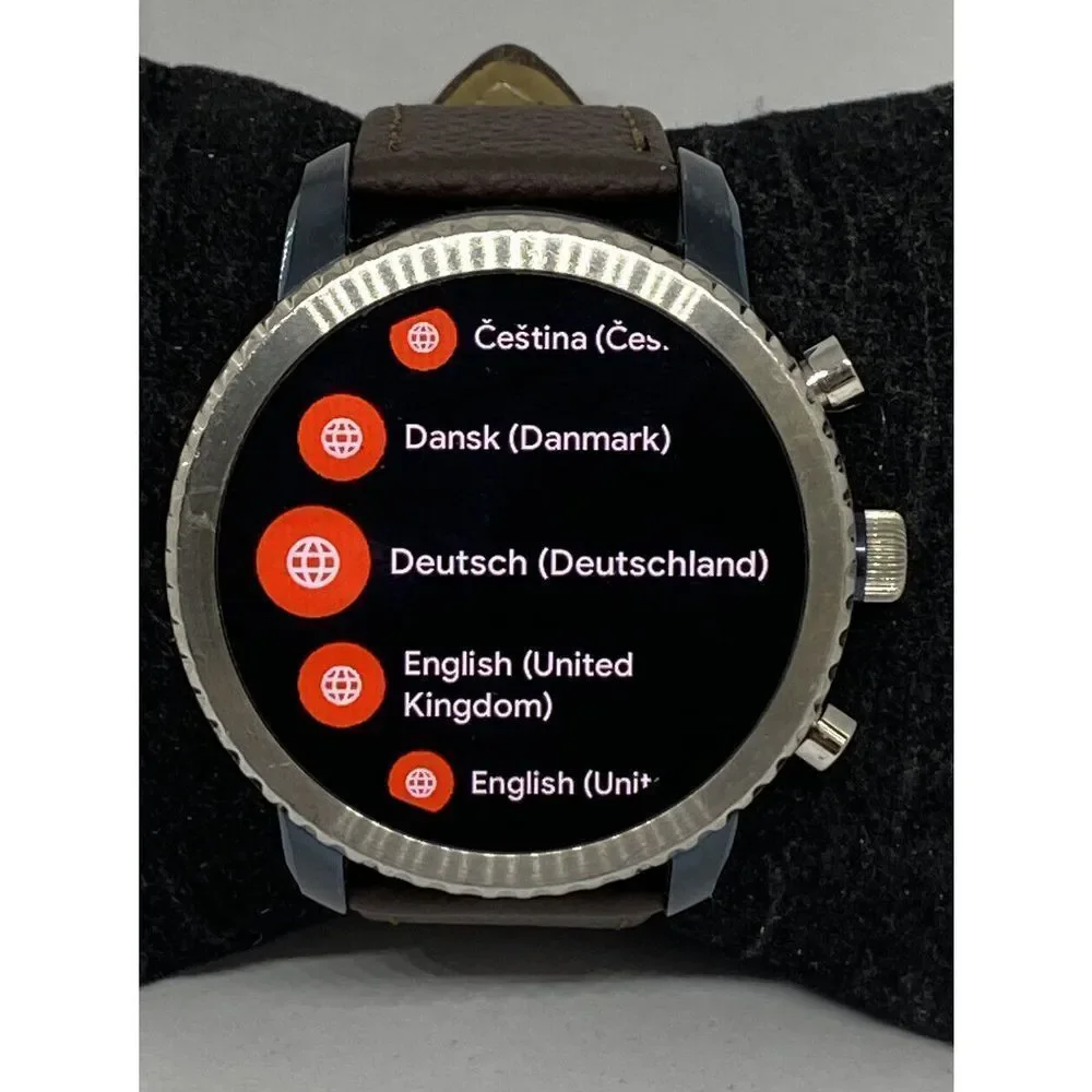 Fossil classy watch