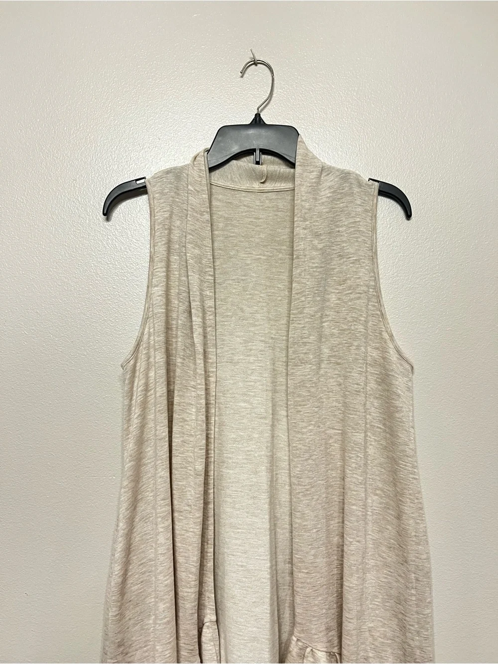 Pleione lightweight sleeveless