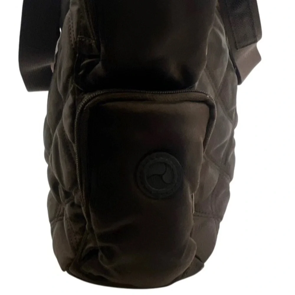 Eddie Bauer lightweight multiple type