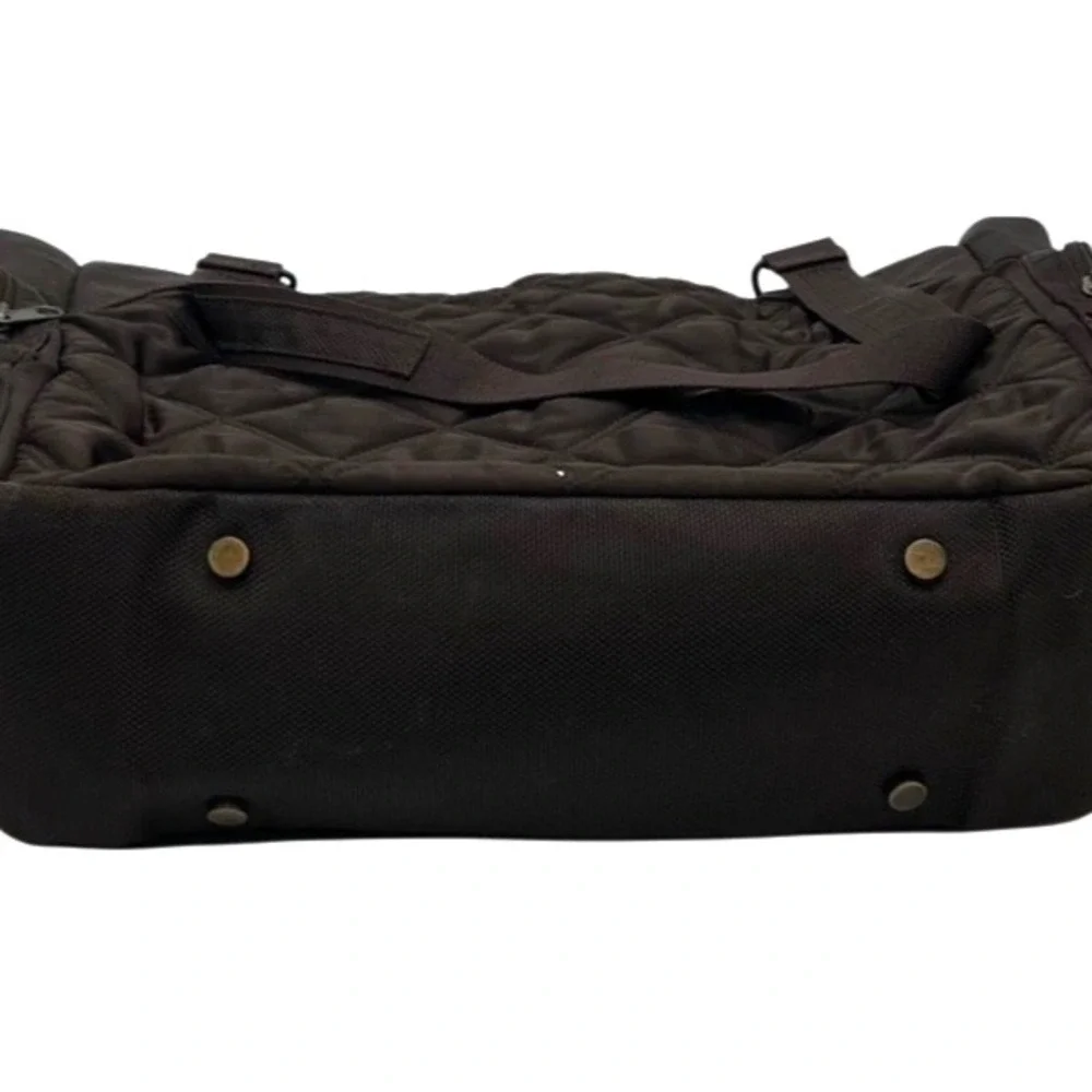 Eddie Bauer commutes depth utility