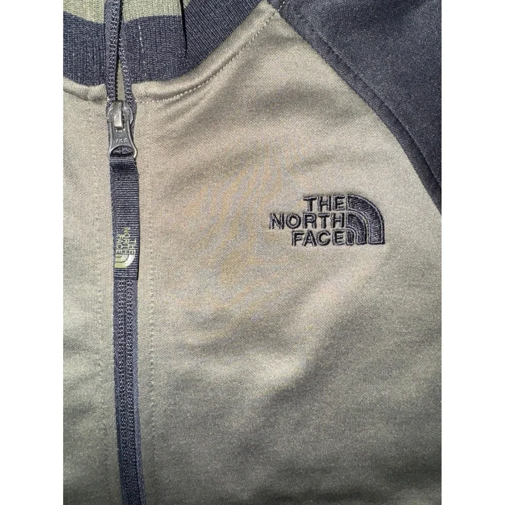 The North Face hand size