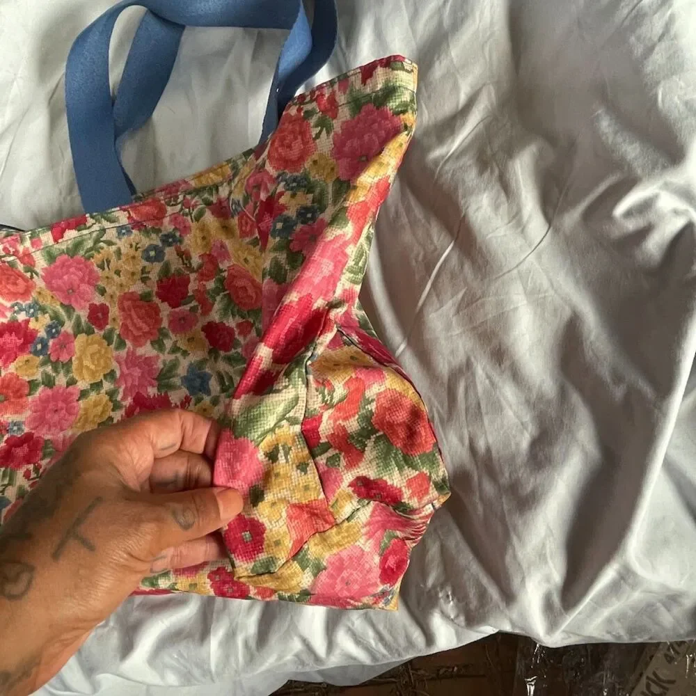 Vintage LeSPORTSAC Tapestry Floral Print Zip Shoulder TOTE Bag Usa Made
