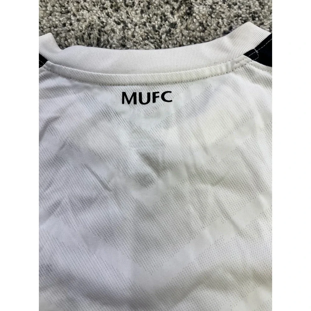 Manchester United Nike Authentic Jersey Youth XL AON Dri-Fit‎ Soccer