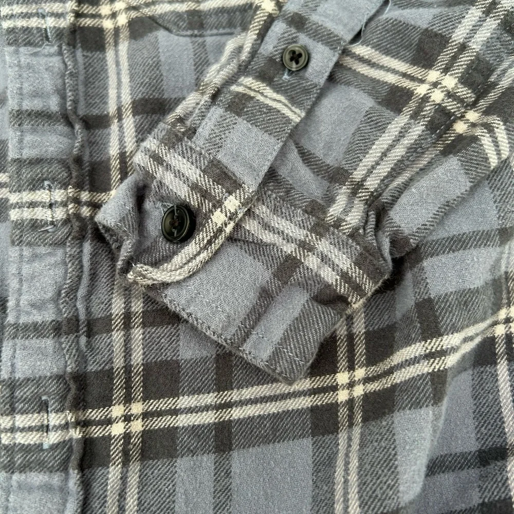 abercrombie kids fabric shirt button